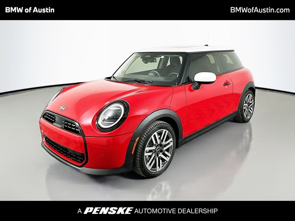 2025 MINI Hardtop 2 Door Base's photo