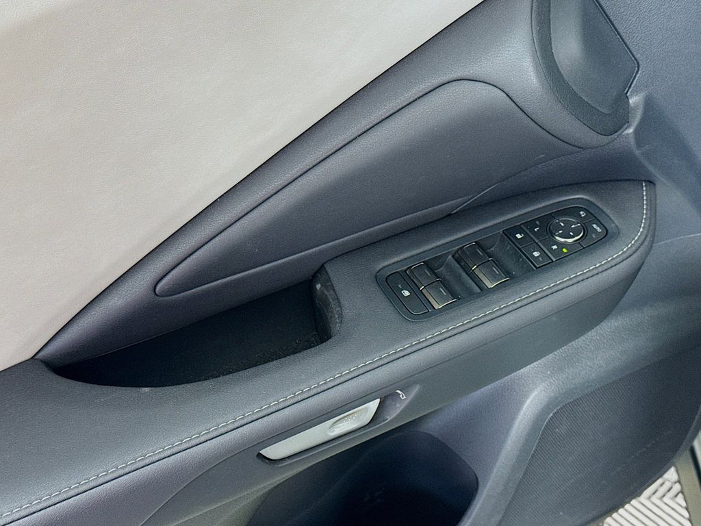 Thumbnail: 2025 Lexus TX - 18