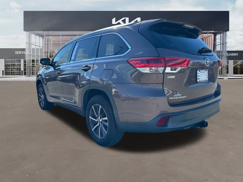 2017 Toyota Highlander XLE 5