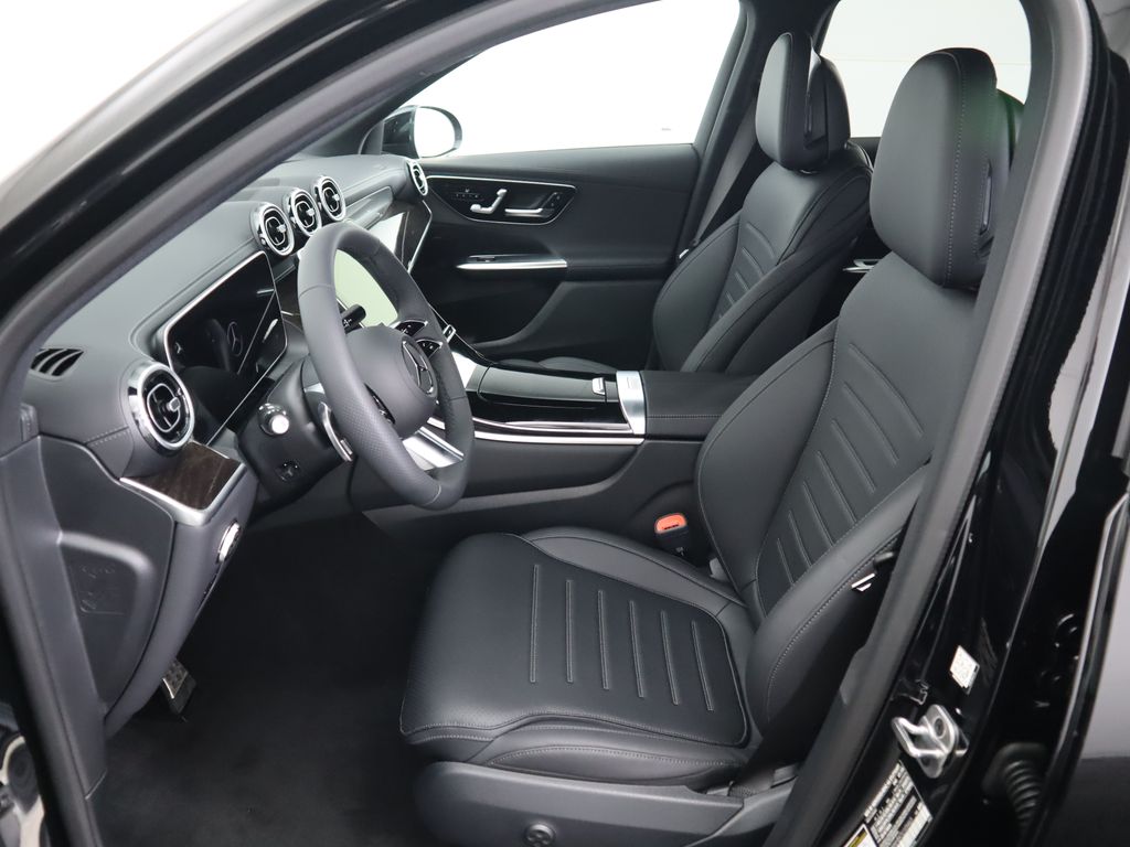 Thumbnail: 2026 Mercedes-Benz GLC - 20