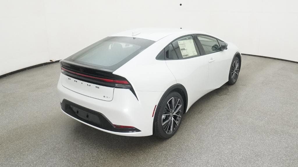Thumbnail: 2025 Toyota Prius - 30