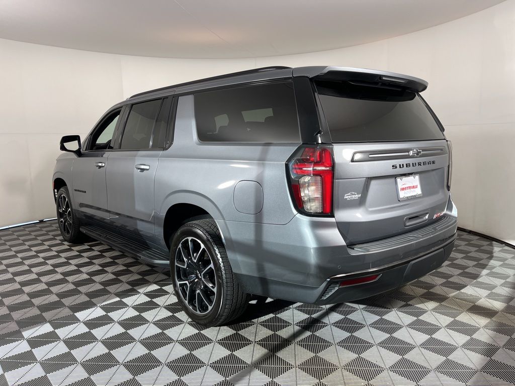 Thumbnail: 2022 Chevrolet Suburban - 16