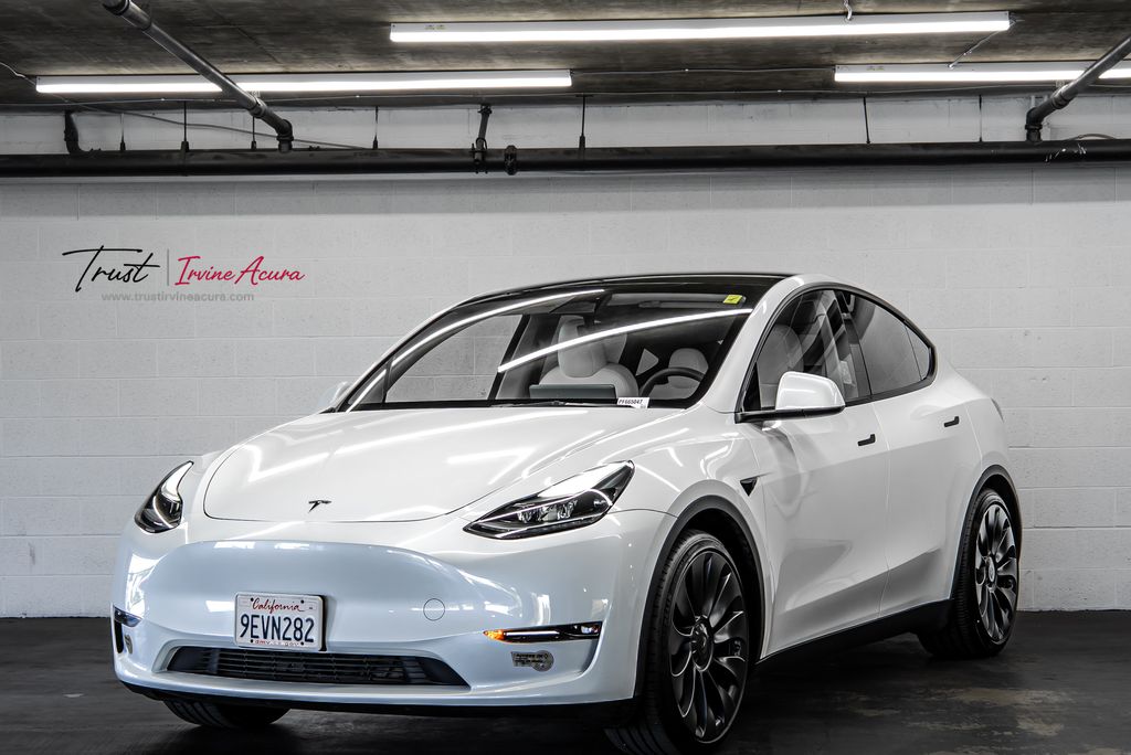 2023 Tesla Model Y Performance Dual Motor All-Wheel Drive's photo
