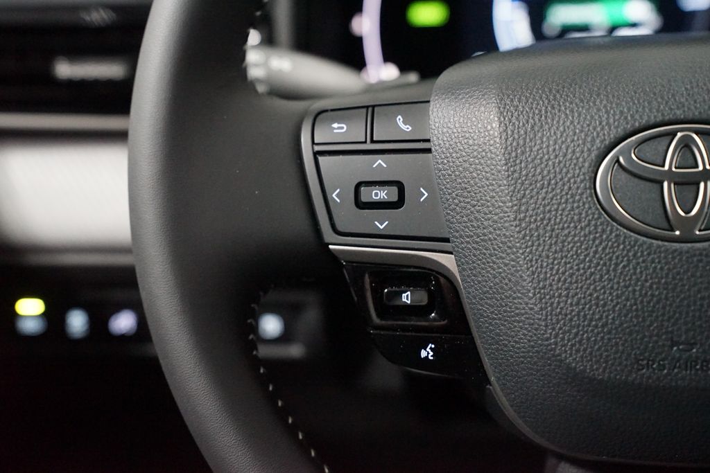 Thumbnail: 2026 Toyota Camry - 14