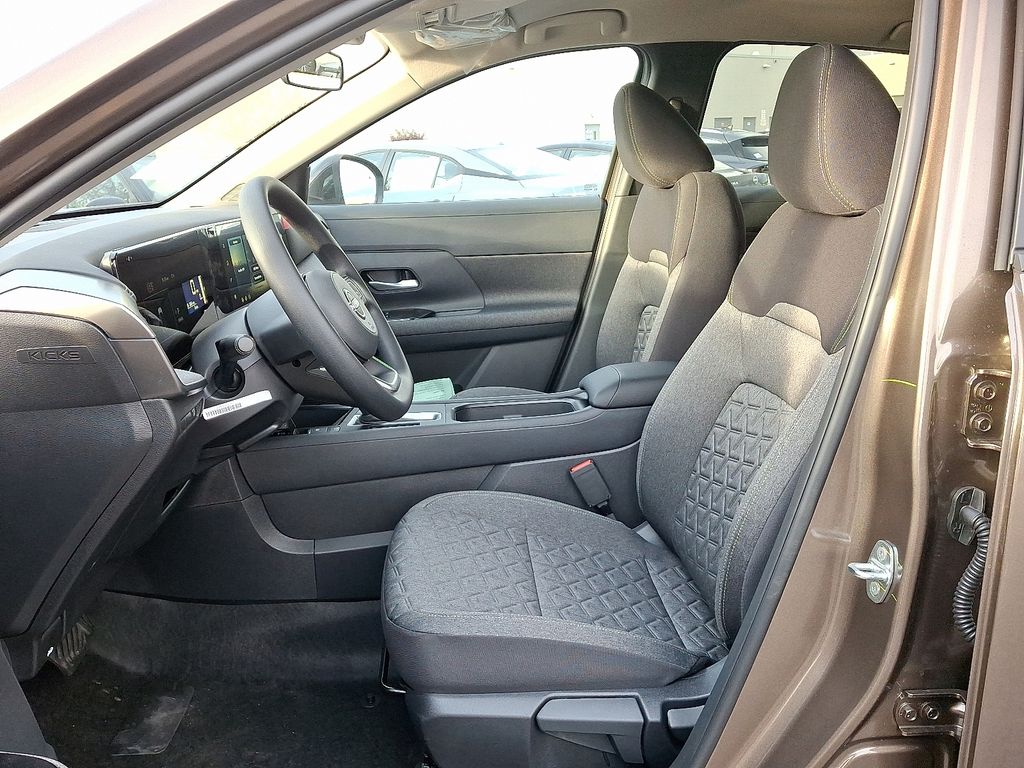 Thumbnail: 2026 Nissan Kicks - 6