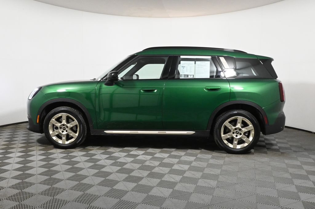 2025 MINI Cooper Countryman Base 2