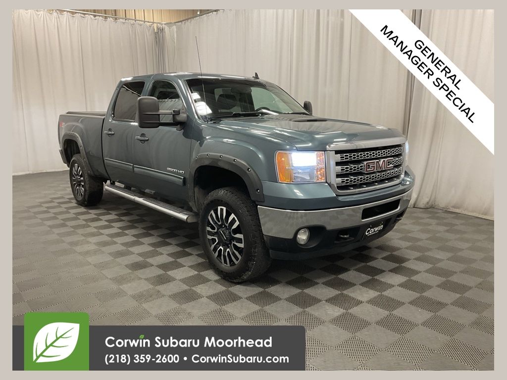 Heritage Blue Metallic 2014 GMC Sierra 2500HD SLT Crew Cab SB 4WD Pickup Truck Four-Wheel Drive 6-Speed Automatic Overdrive