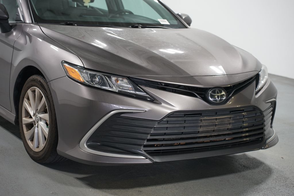 Thumbnail: 2023 Toyota Camry - 4