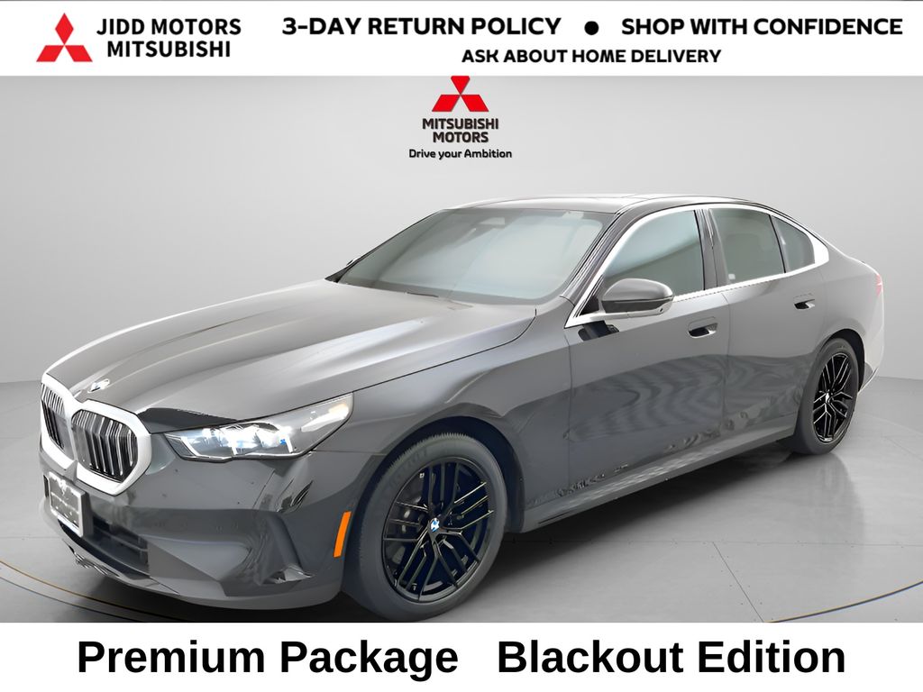Black Sapphire Metallic 2025 BMW 5 Series Sedan All-Wheel Drive 8-Speed Automatic