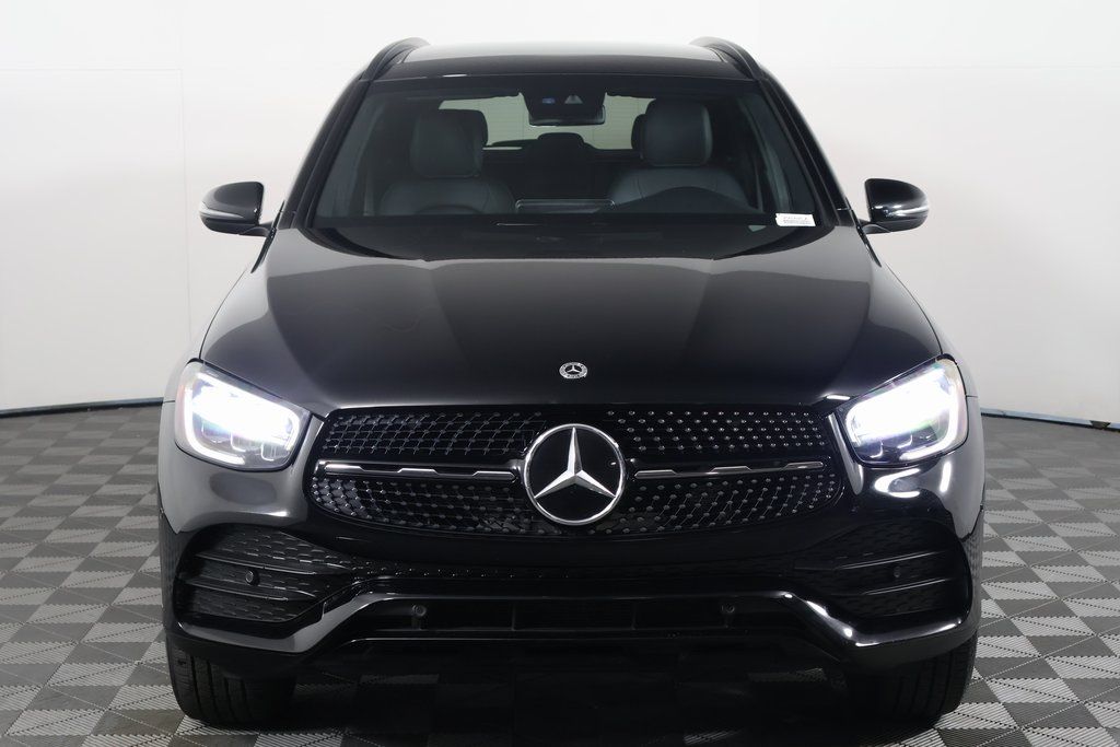 2022 Mercedes-Benz GLC 300 2