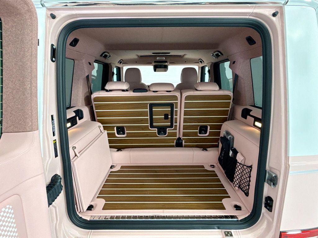 Thumbnail: 2026 Mercedes-Benz G-Class - 27