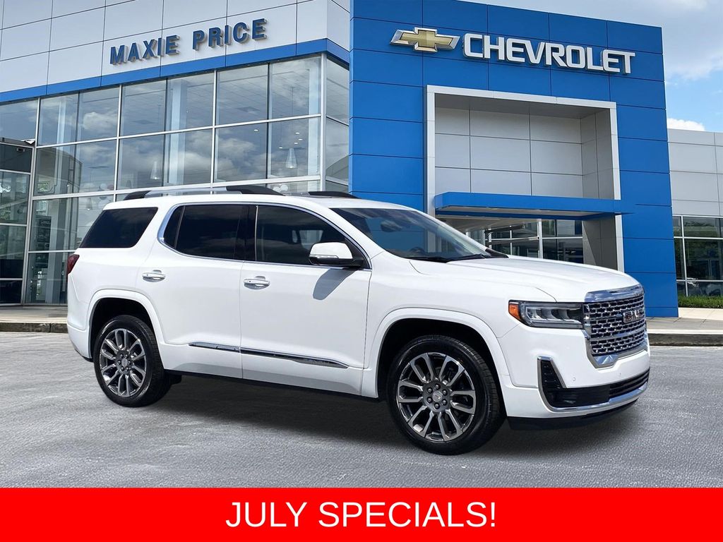 2023 GMC Acadia Denali FWD
