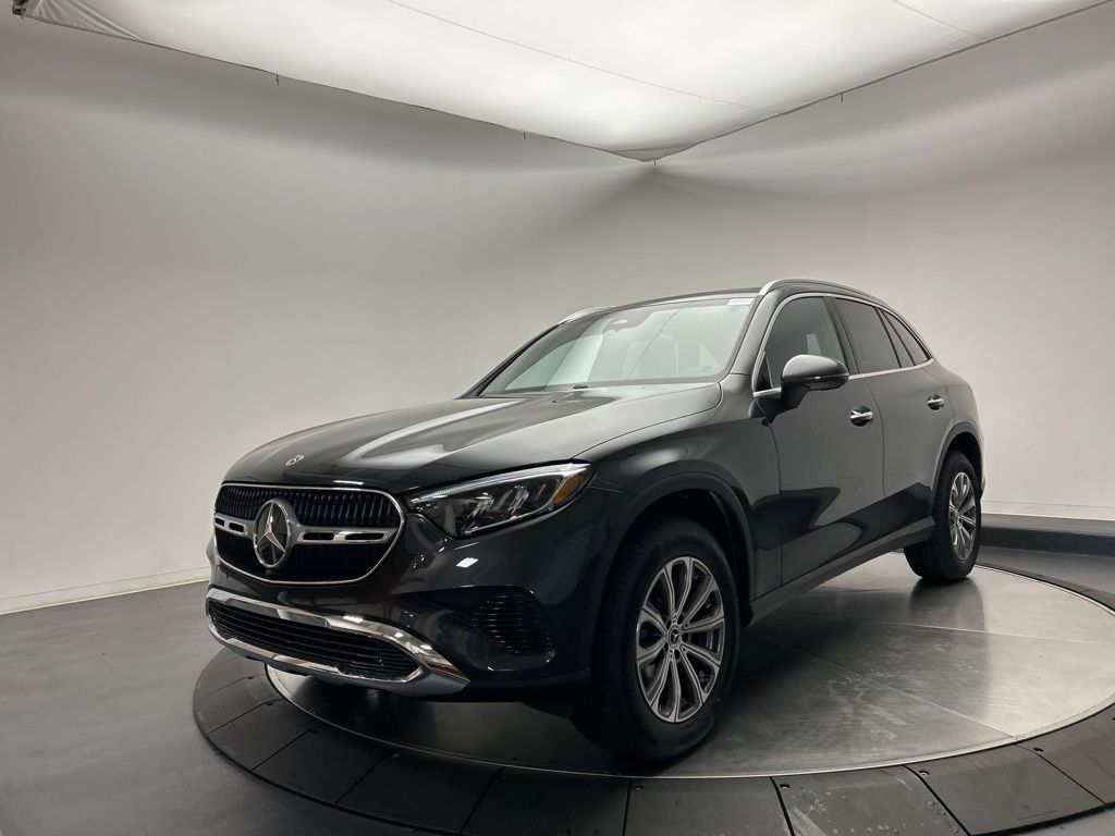 Thumbnail: 2026 Mercedes-Benz GLC - 3