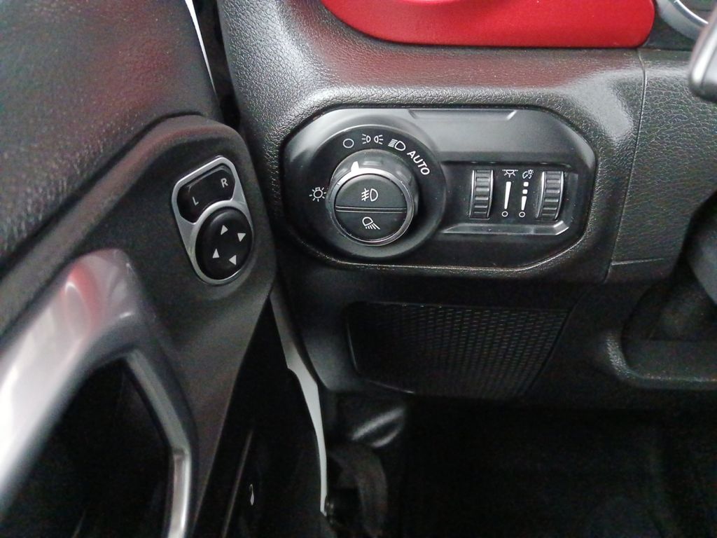 Used Car 2020 Jeep Gladiator  Rubicon For Sale Under $35,000 In Austin, Texas