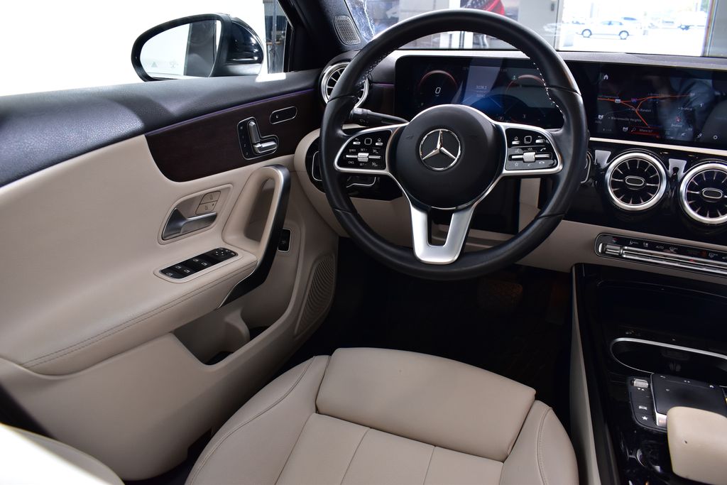 Thumbnail: 2022 Mercedes-Benz A-Class - 23