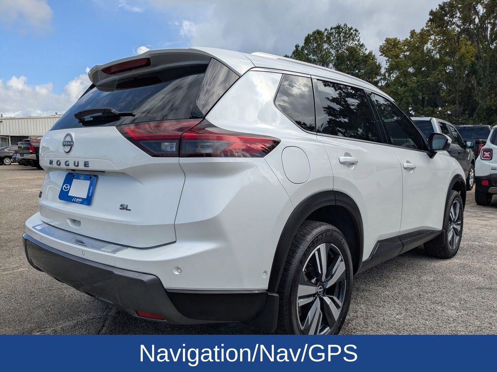 2024 Nissan Rogue SL FWD