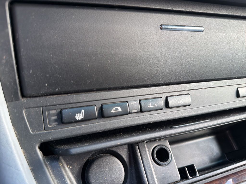 Thumbnail: 2001 BMW 3 Series - 23