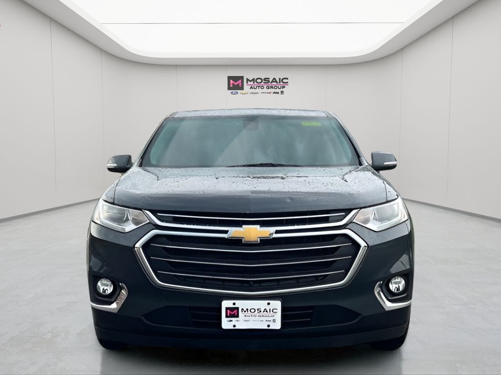 Used 2019 Chevrolet Traverse 3LT with VIN 1GNEVHKW5KJ221136 for sale in Zumbrota, Minnesota