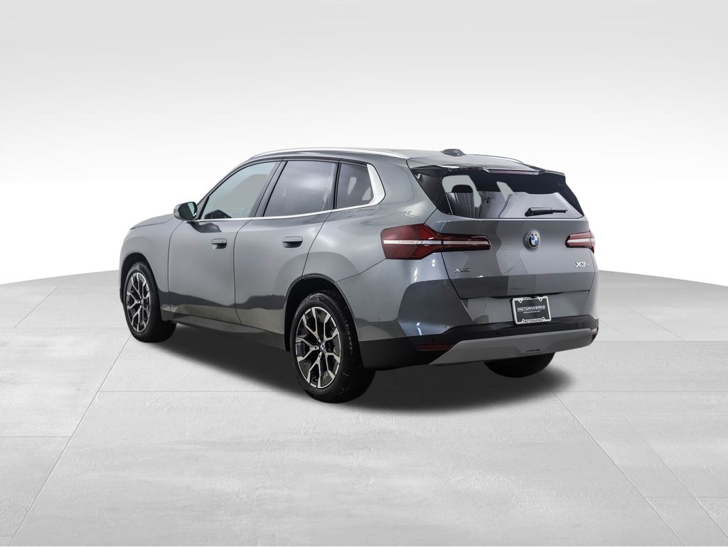 Thumbnail: 2026 BMW X3 - 3