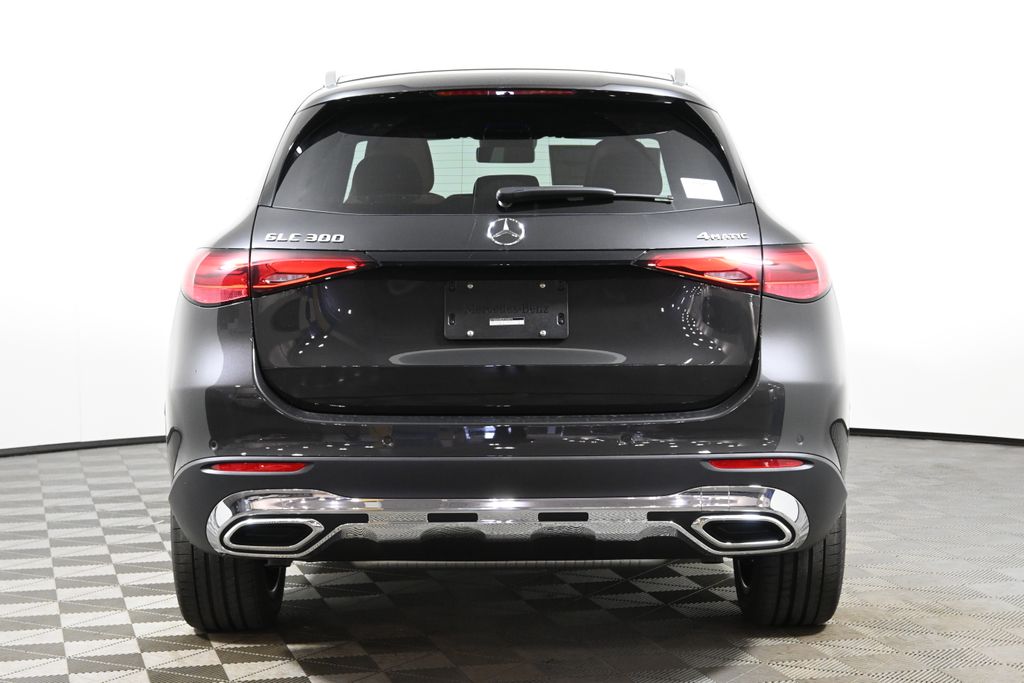 2025 Mercedes-Benz GLC 300 6