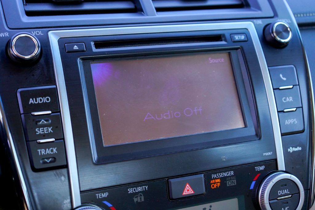 Used Car 2012 Toyota Camry  Xle For Sale Under $12,000 In Taylor, Texas