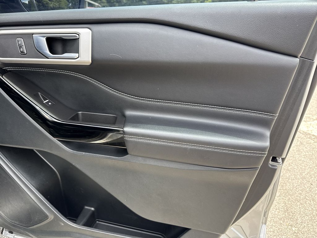 Used 2022 Ford Explorer SUV