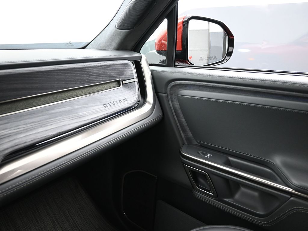 2022 Rivian R1T Adventure