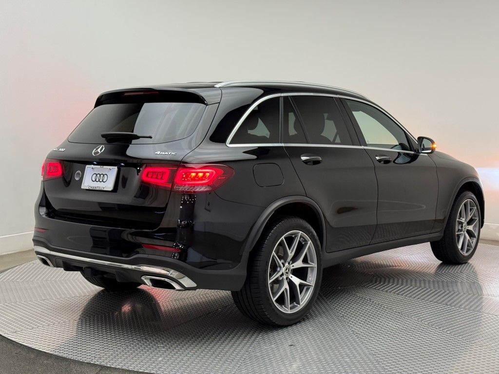Thumbnail: 2022 Mercedes-Benz GLC - 12