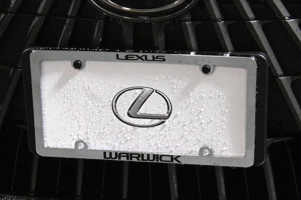 Thumbnail: 2025 Lexus ES - 14