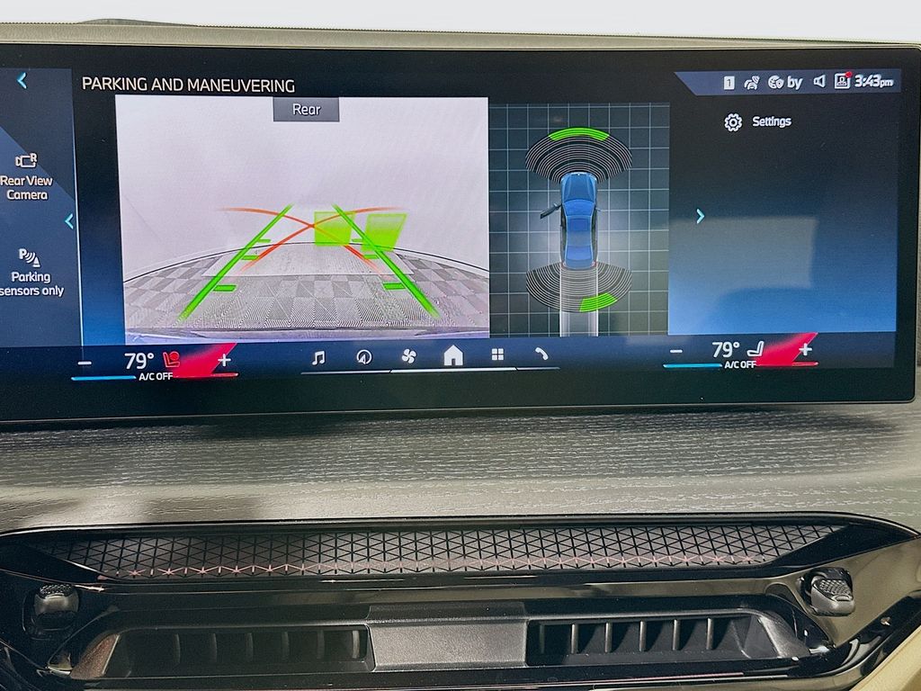 Thumbnail: 2026 BMW 3 Series - 13