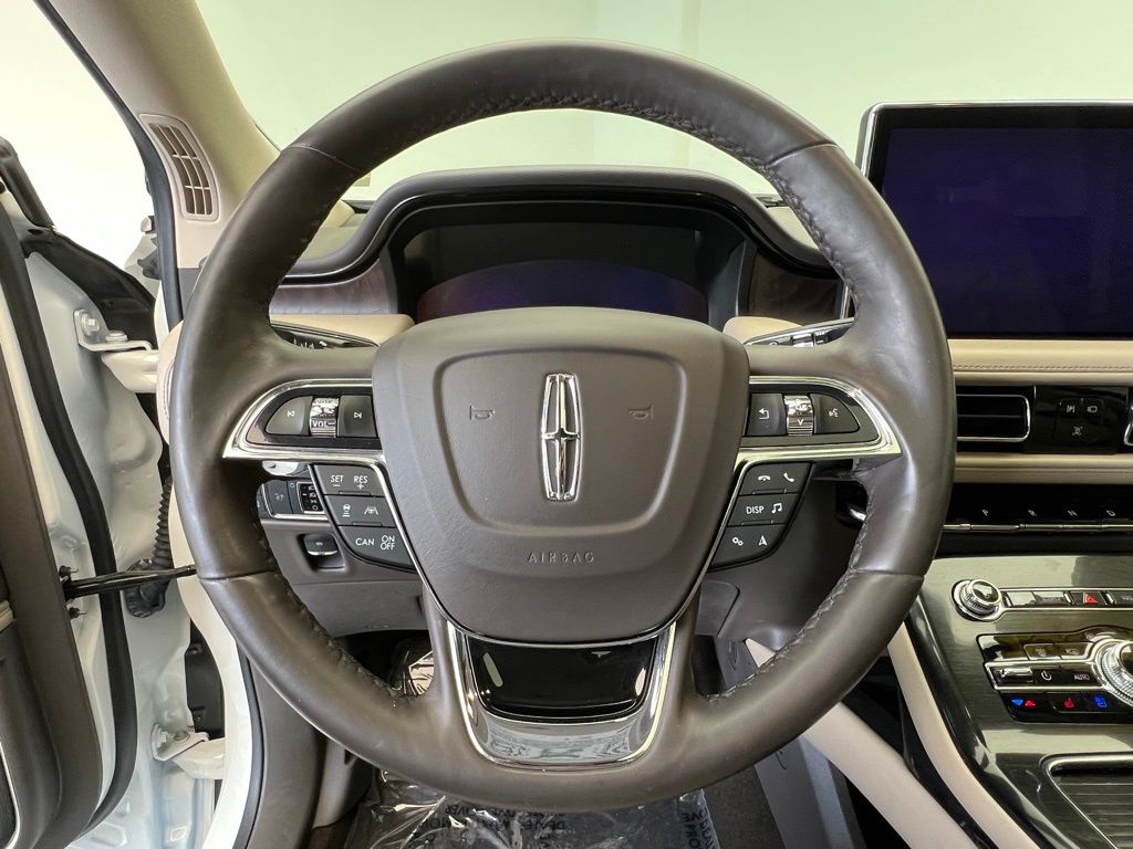 2022 Lincoln Nautilus Reserve 7