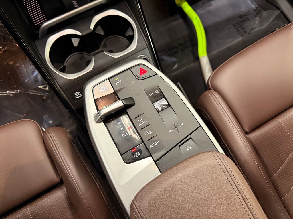 Thumbnail: 2025 BMW X1 - 18