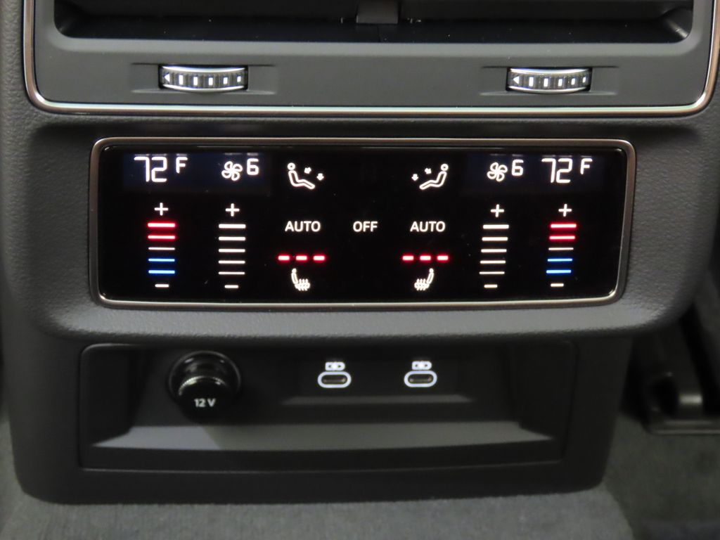 Thumbnail: 2026 Audi Q7 - 25