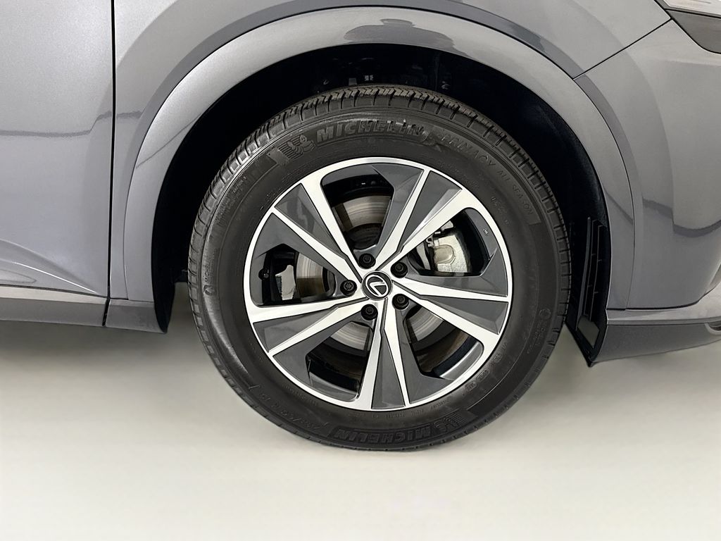 Thumbnail: 2025 Lexus RX - 32