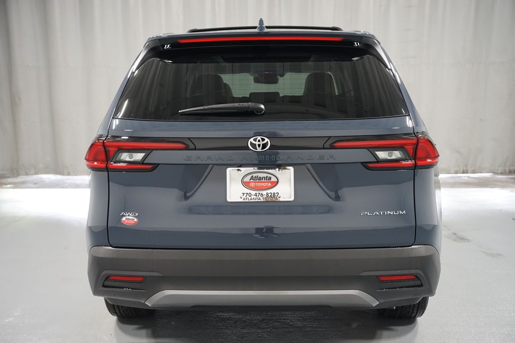 Thumbnail: 2025 Toyota Grand Highlander - 7