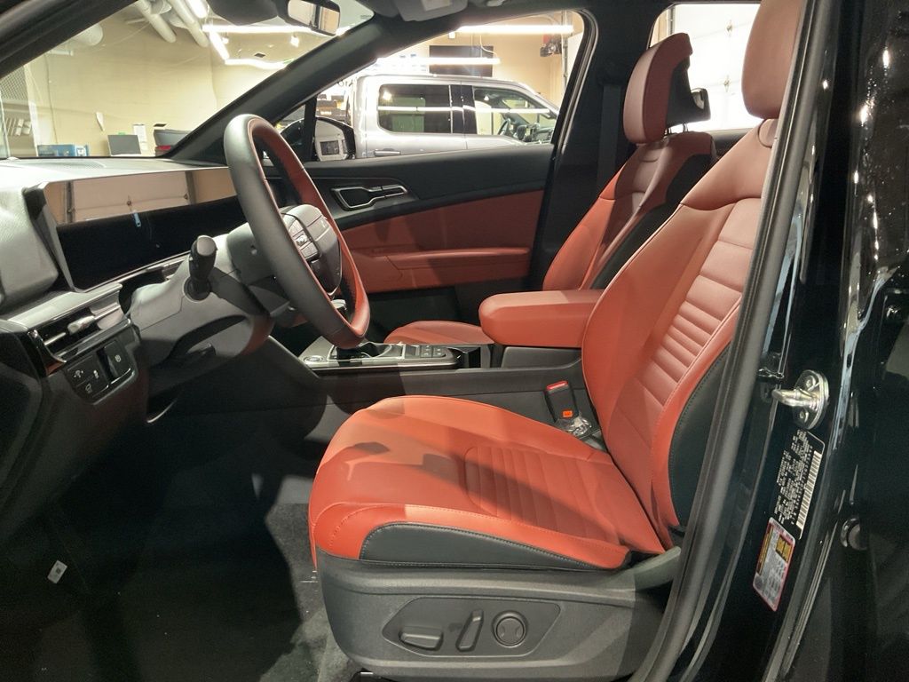 New 2026 Black Kia SX-Prestige image 9