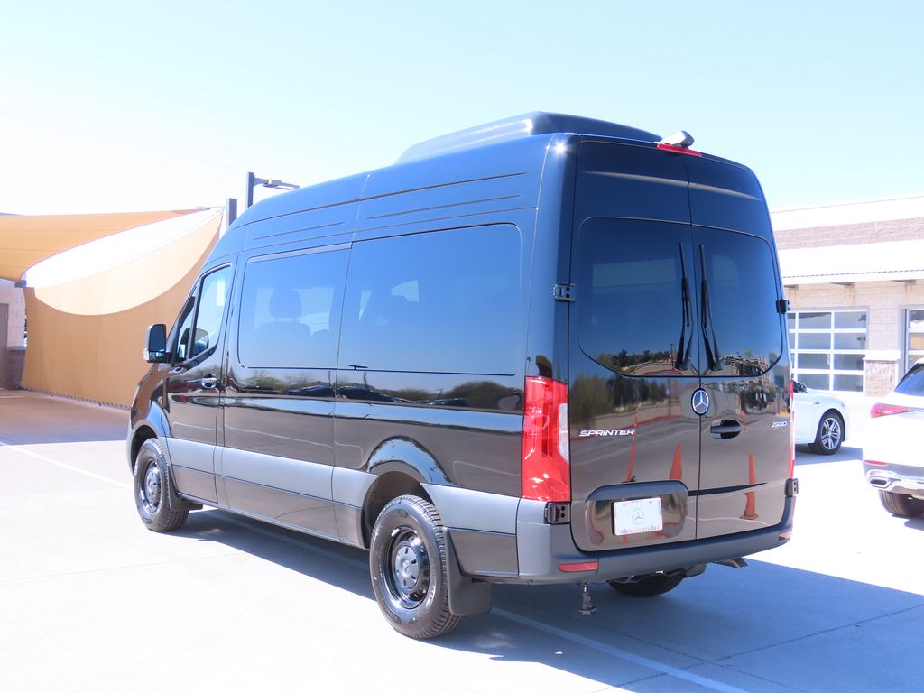 2025 Mercedes-Benz Sprinter 2500 7