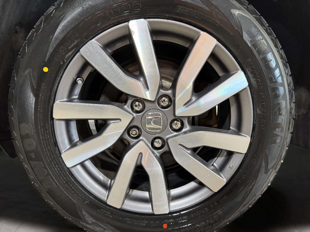 Certified Used 2019 Modern Steel Metallic Honda EX-L image 34