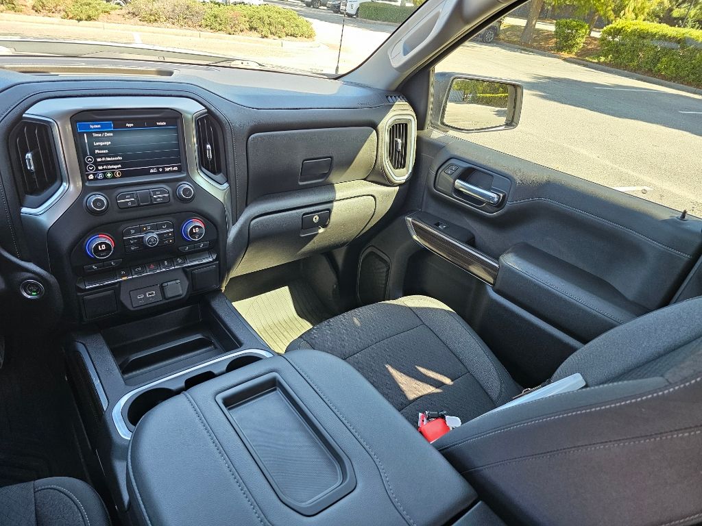 2021 Chevrolet Silverado 1500 RST 28