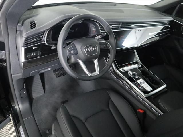 Thumbnail: 2026 Audi Q8 - 10