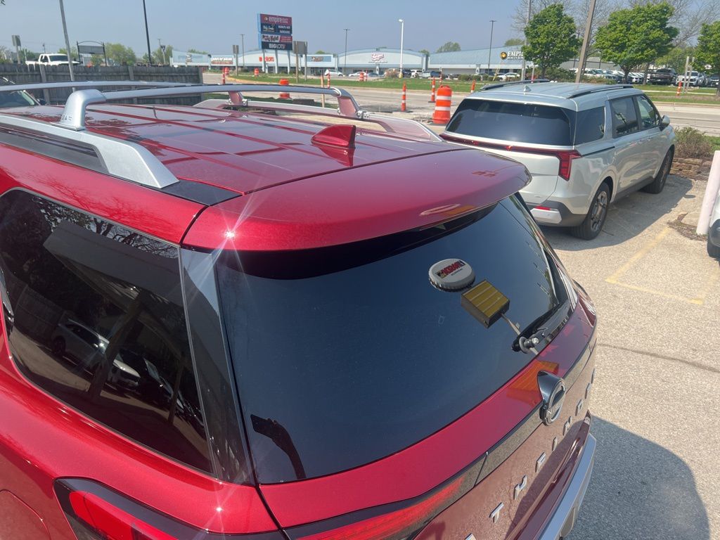 2023 Nissan Pathfinder SL photo