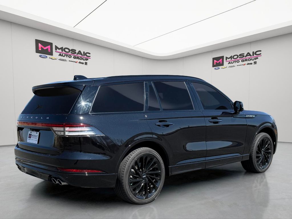 2025 Lincoln Aviator