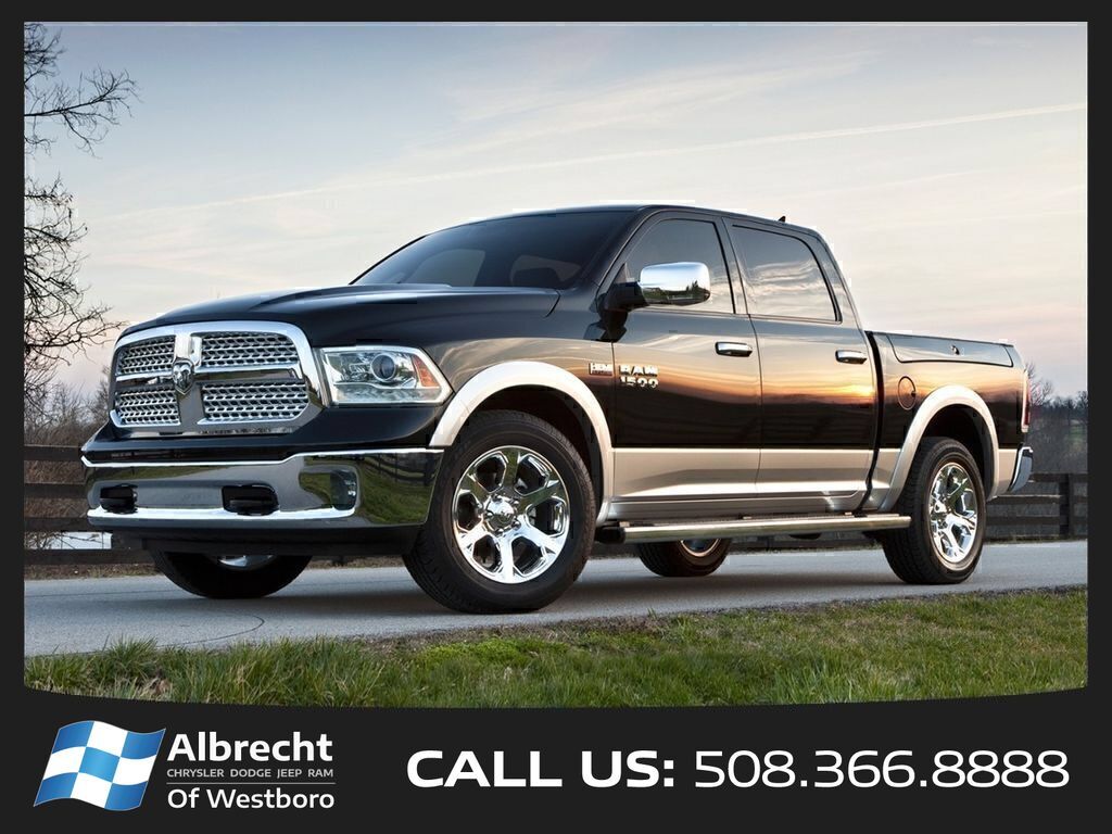 2016 RAM 1500 Laramie Crew Cab RWD