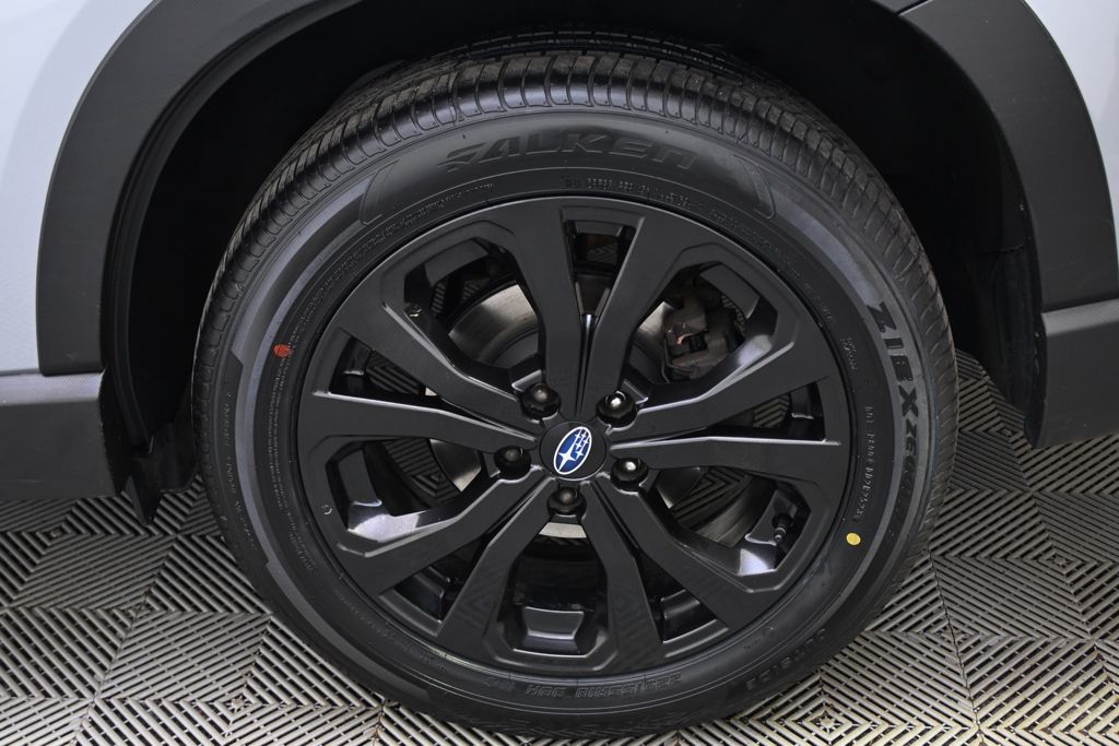 Used 2020 Silver Subaru Sport image 17