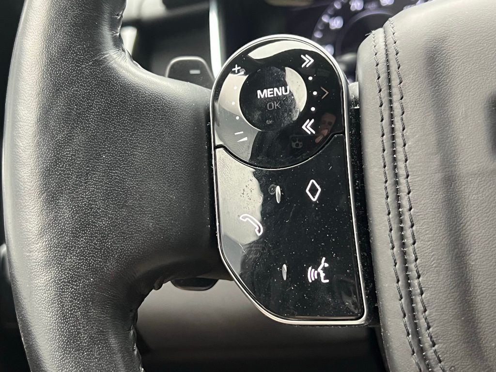 Thumbnail: 2019 Land Rover Range Rover - 21