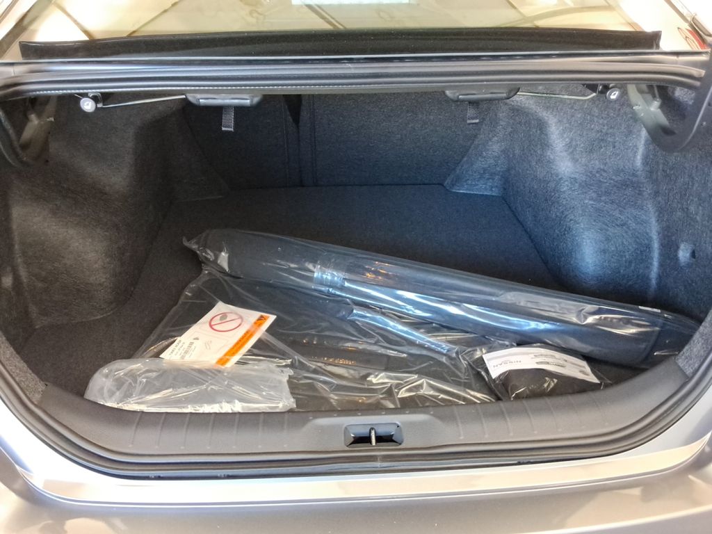 used 2025 Nissan Altima car