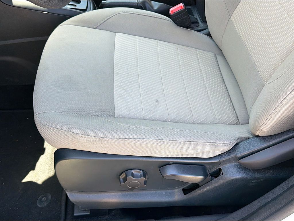 Used 2022 White Ford S image 20