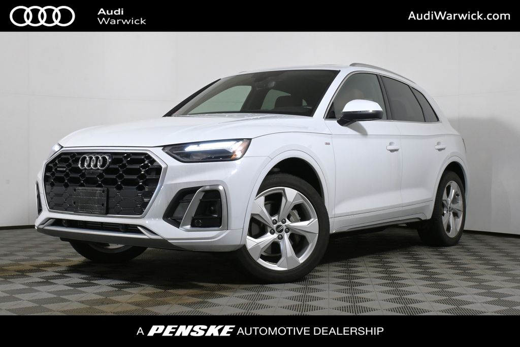 Thumbnail: 2022 Audi Q5 - 1