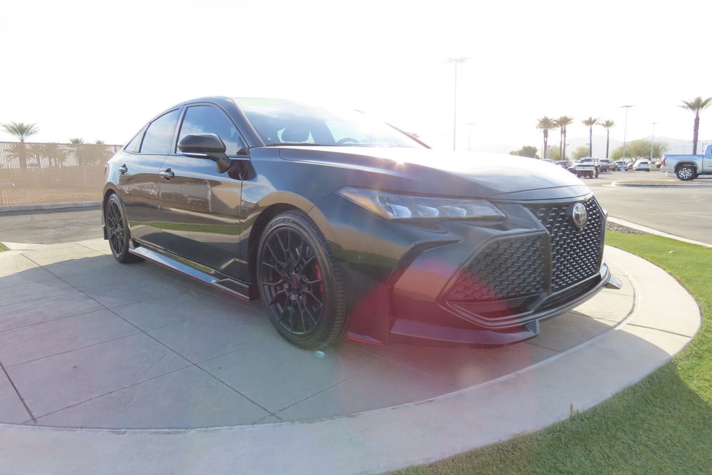 Thumbnail: 2021 Toyota Avalon - 3