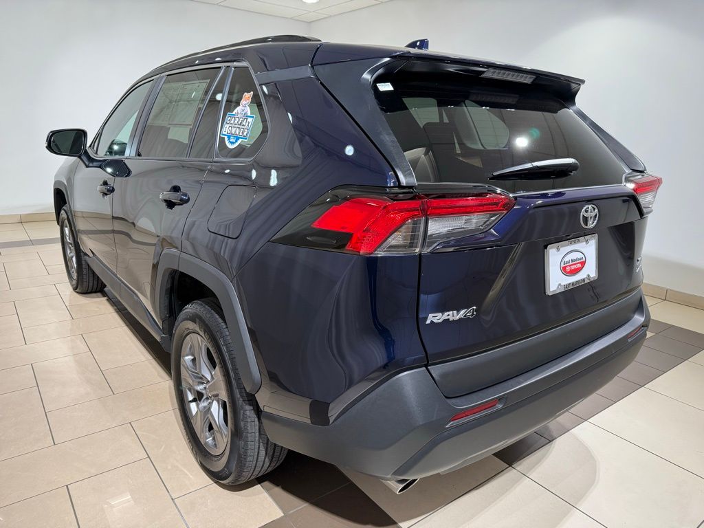 2024 Toyota RAV4 XLE 3